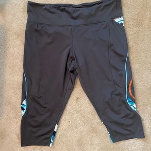 Zumba crop workout pants